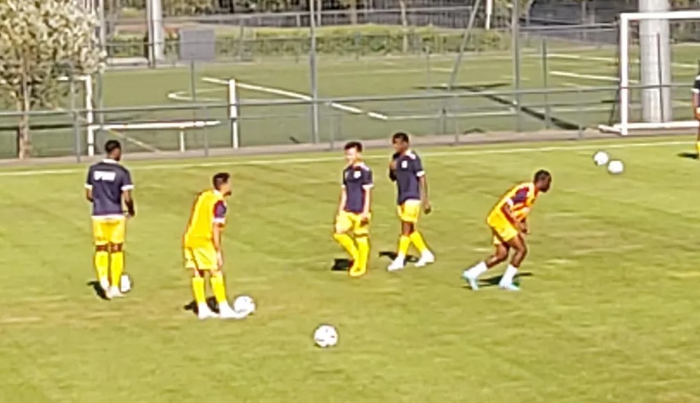 VIDEO: Màn trình diễn của Quang Hải ở trận ra mắt Pau FC