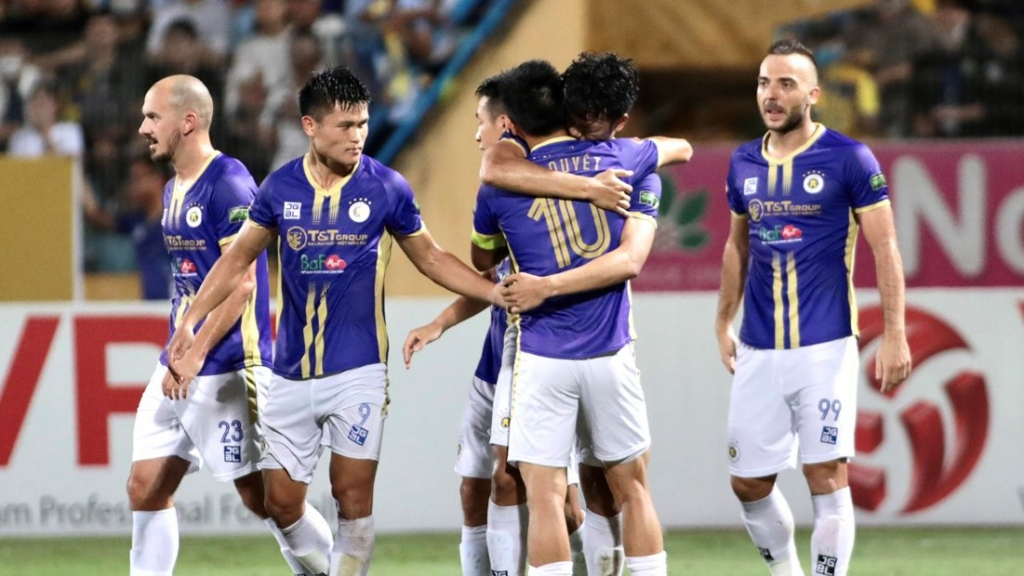 Đội hình tiêu biểu vòng 10 V.League: Bất ngờ “tội đồ”, Hà Nội FC góp 2 cái tên