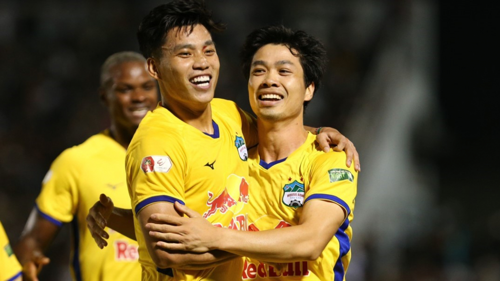 Đội hình tiêu biểu vòng 11 V.League: Công Phượng tái xuất, bất ngờ Văn Thanh 