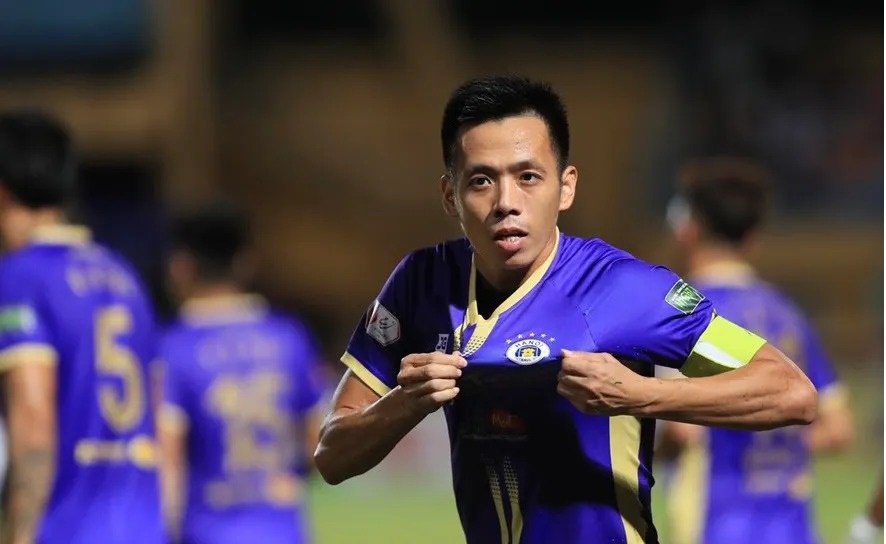 Hà Nội FC nhận thưởng khủng sau khi vô địch lượt đi V.League 2022