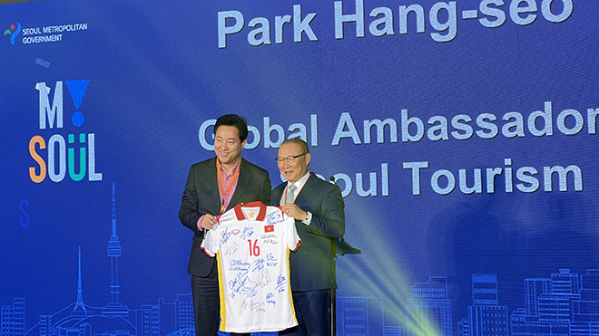 Thầy Park nhận vinh dự đặc biệt, nâng cao quan hệ Việt Nam - Hàn Quốc