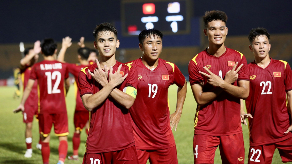 HLV Park nhắm 3 ngôi sao tiềm năng của U19 Việt Nam