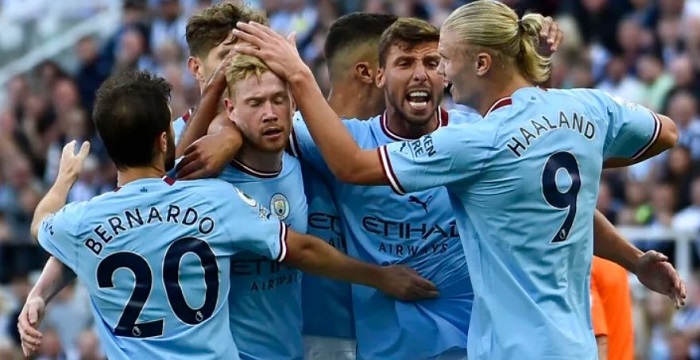 2 chiến thắng giúp Man City “dọn đường” cho cuộc đua vô địch Ngoại hạng Anh