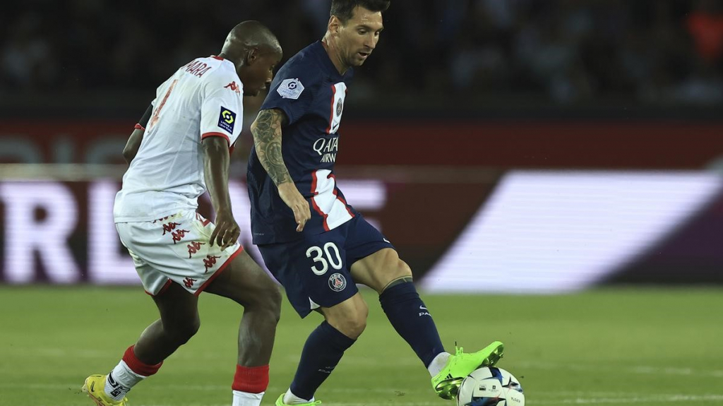 Messi thiếu may mắn, PSG đứt mạch thắng tại Ligue 1