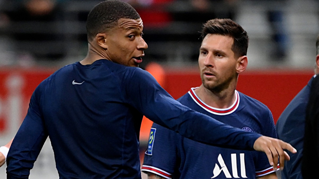 Messi sốc vì hành động ngỗ ngược của Mbappe