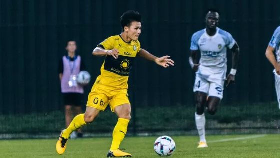 Quang Hải có vị trí hoàn toàn mới tại Pau FC ở vòng 5 Ligue 2