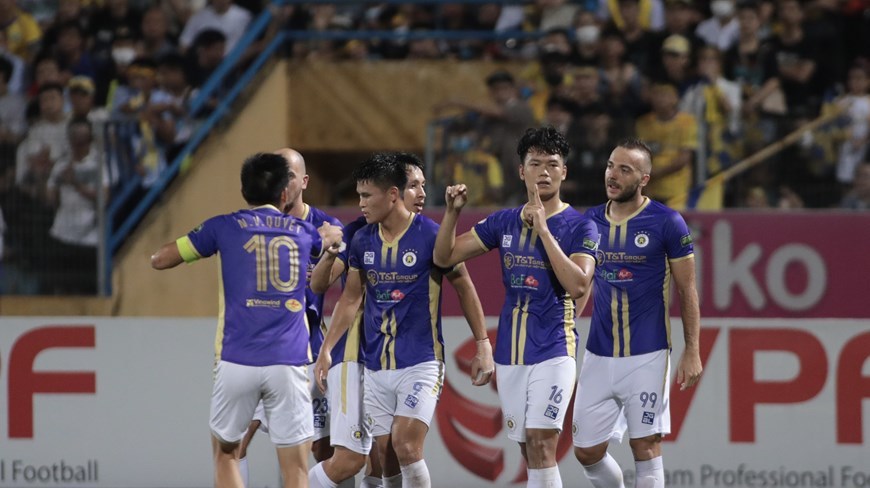 Giúp Hà Nội FC đánh bại SLNA, Thành Chung sắp nhận phần thưởng cực lớn