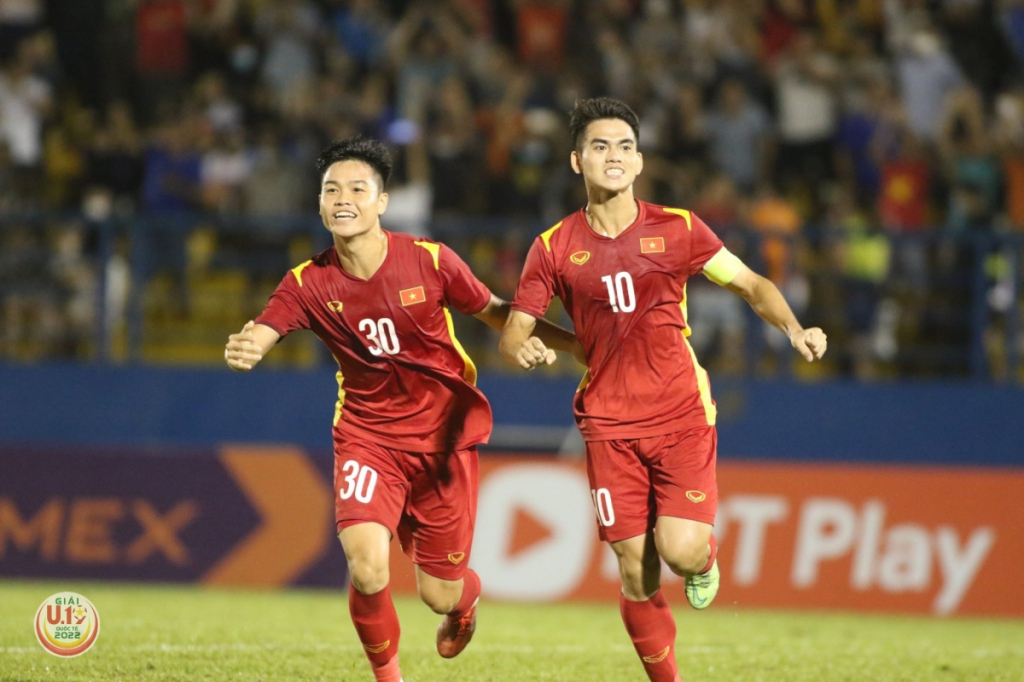 Vô địch U19 Quốc tế, U19 Việt Nam nhận mưa lời khen từ CĐV Đông Nam Á