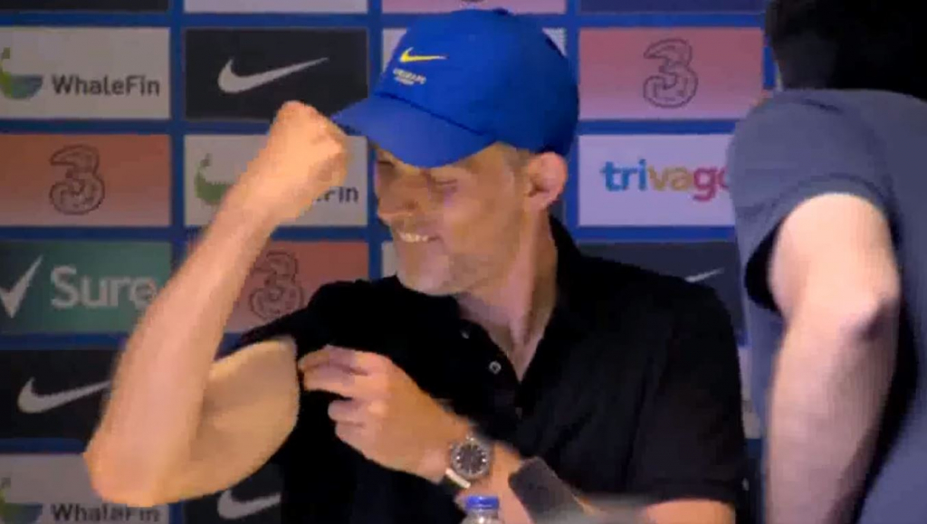 VIDEO: Tuchel khoe bắp tay, sẵn sàng bem Conte để bảo vệ Chelsea