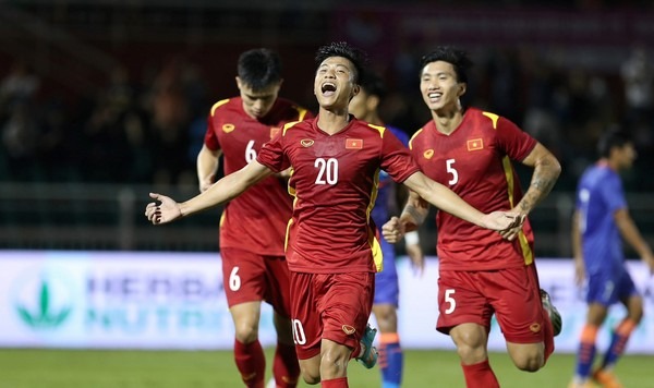 4 cầu thủ chơi nổi bật trong chiến thắng của ĐT Việt Nam