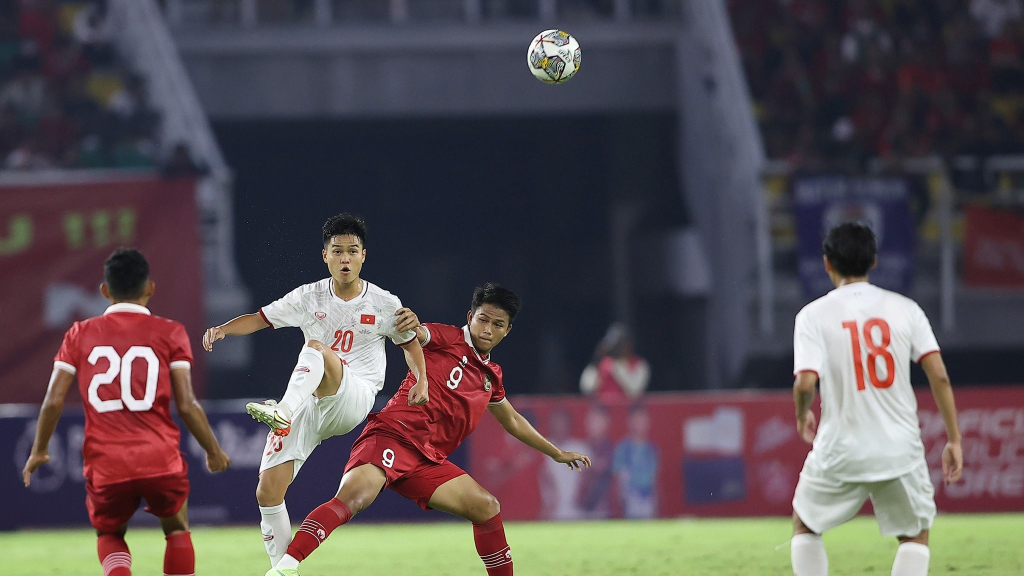 Báo Trung Quốc mỉa mai bóng đá Việt Nam đi xuống, gọi Indonesia là thế lực mới