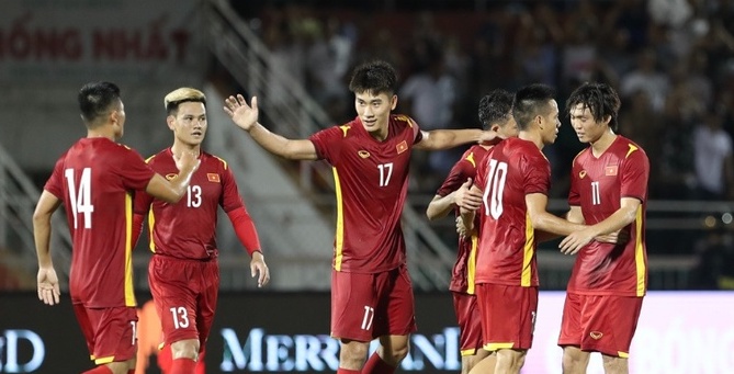 ĐT Việt Nam có thay đổi bất ngờ sau trận thắng Singapore