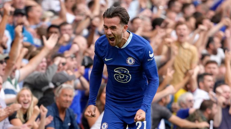 Chilwell hóa người hùng, Chelsea ngược dòng đầy kịch tính trước West Ham