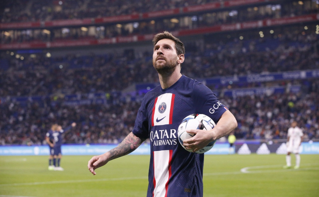 Messi “đẻ trứng vàng” trị giá 700 triệu euro cho PSG