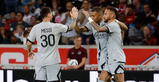 Messi đã giúp Mbappe, Neymar và Verratti hưởng lợi thế nào tại PSG? 