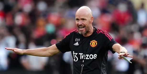 Ten Hag đứng mũi chịu sào vì sai lầm của ban lãnh đạo MU?