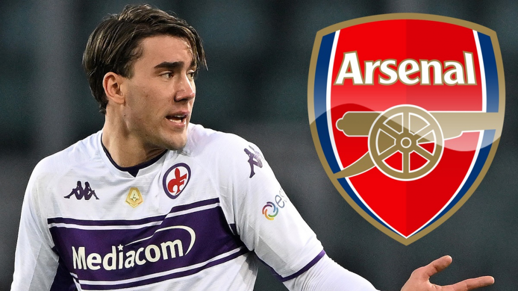 Dusan Vlahovic bị Fiorentina gạch tên, chuẩn bị gia nhập Arsenal? 