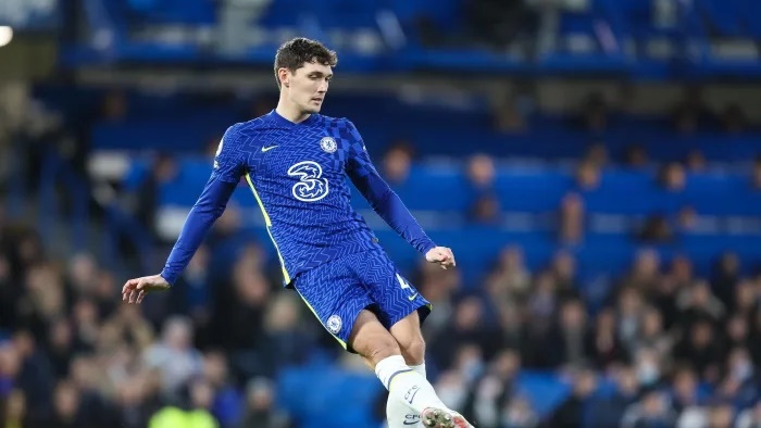 Các CLB Ngoại hạng Anh tiếp cận Christensen, Chelsea lo sốt vó