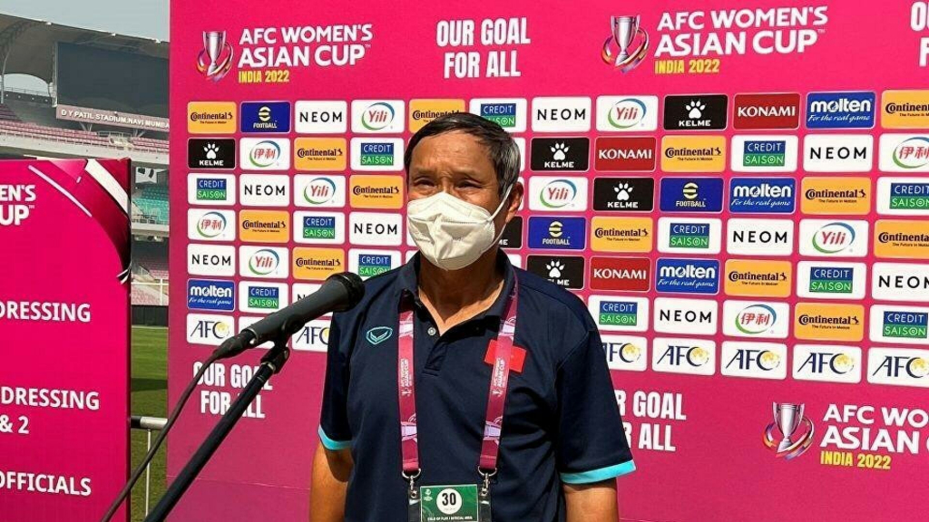 HLV Mai Đức Chung có thể không dẫn dắt ĐT nữ Việt Nam tại World Cup 2023