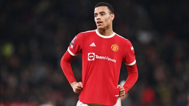 MU 'soi giò' sao Leeds để thế chỗ Mason Greenwood