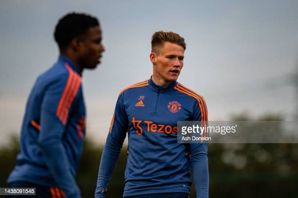 McTominay dằn mặt đàn em trong buổi tập của MU