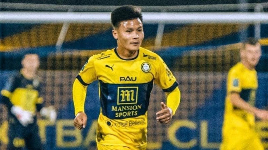 Pau FC bắn tín hiệu, Quang Hải được ra sân trận derby nước Pháp?
