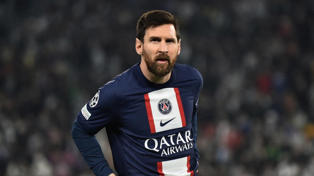 NÓNG: Messi chấn thương, bỏ lỡ trận đấu của PSG tại Ligue 1