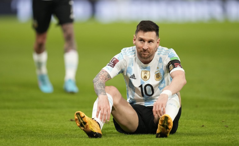 Messi lo sợ chấn thương sẽ ảnh hưởng tới khả năng dự World Cup 2022