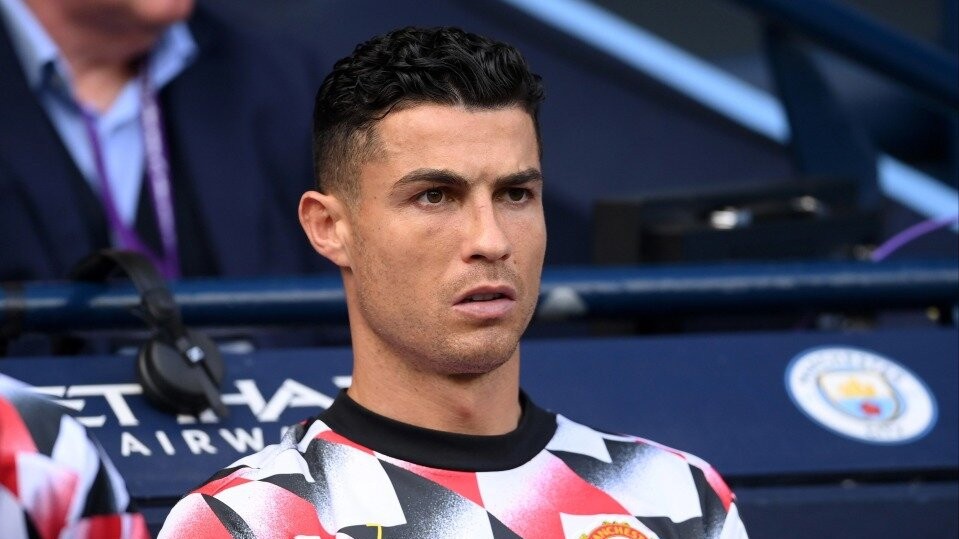 Người cũ chỉ trích Ten Hag vì thiếu tôn trọng Ronaldo