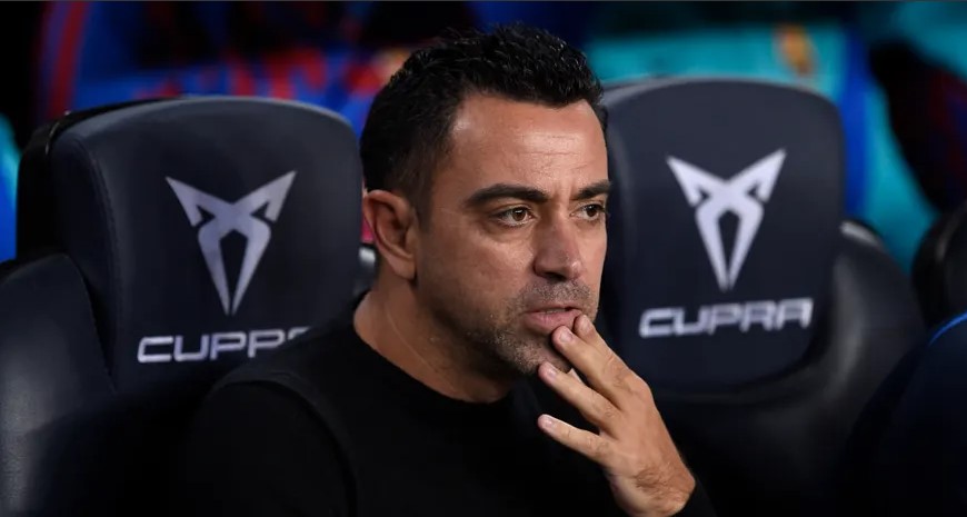 Xavi thừa nhận có thể bị Barca đuổi cổ nếu không giành danh hiệu