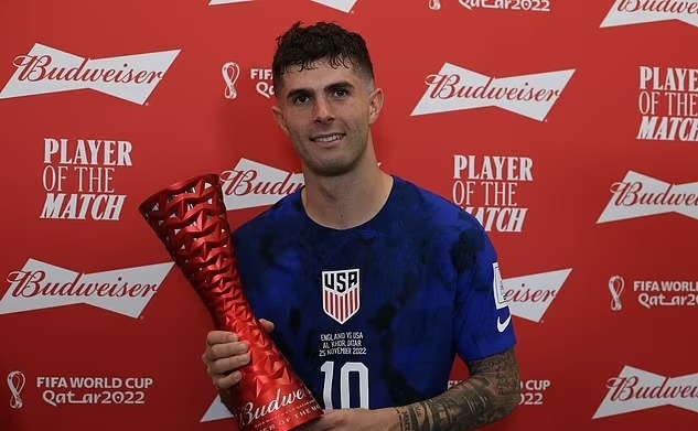 Arsenal tranh mua Pulisic với MU