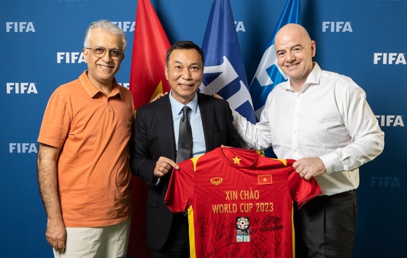 Bóng đá Việt Nam nhận món quà lớn từ FIFA