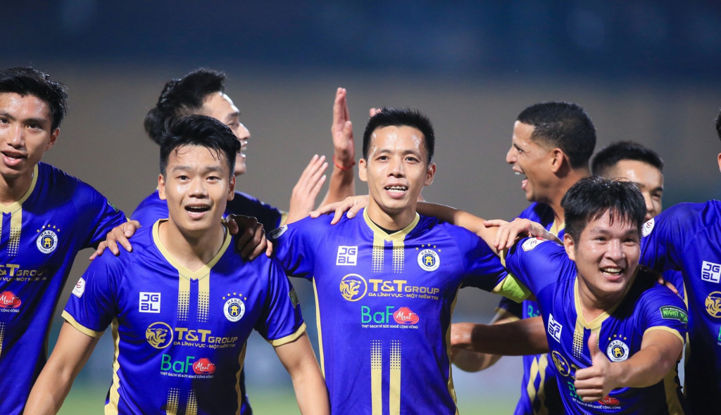 Hà Nội FC chạm tay tới ngôi vương: Giá trị của đẳng cấp