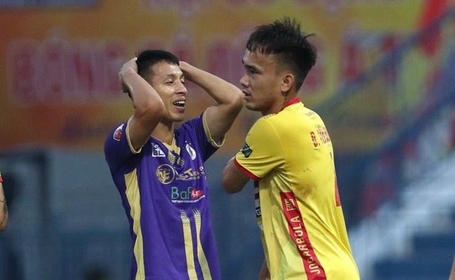 Hà Nội FC bị Thanh Hóa cầm chân, mất lợi thế vô địch V.League sớm