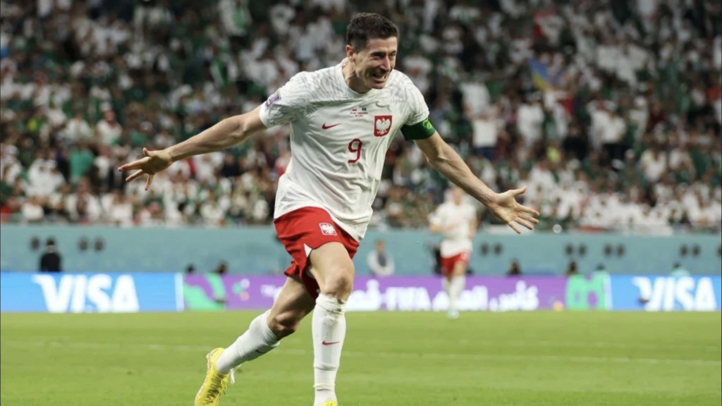 Lewandowski ghi bàn đầu tiên ở World Cup, Ba Lan “giải mã” Saudi Arabia
