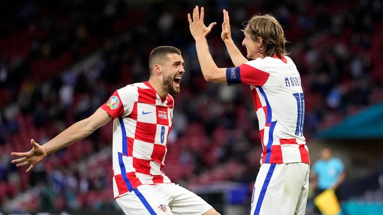 Mateo Kovacic và trọng trách kế thừa Luka Modric ở Croatia