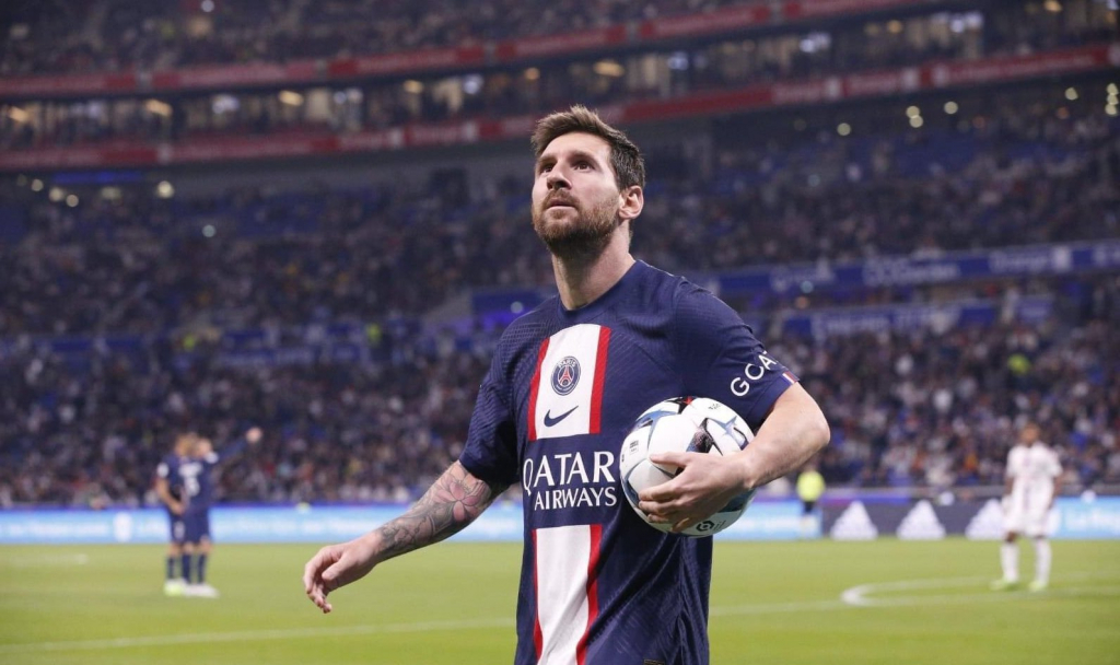 Thử thách nào đang chờ đợi Messi và PSG tại vòng 1/8 cúp C1?