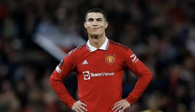 Ronaldo mất số tiền khủng sau khi chia tay MU
