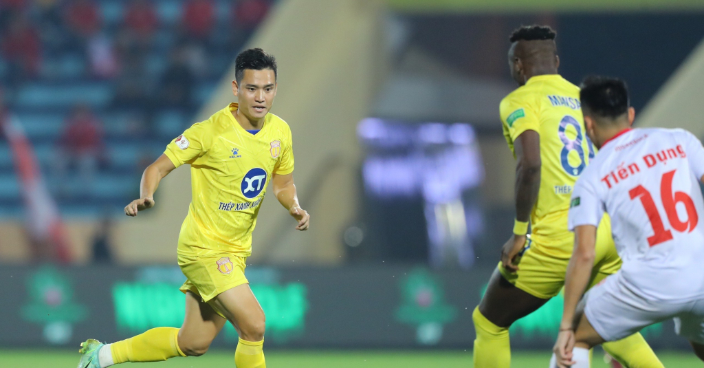 Sài Gòn FC có động thái đáng chú ý, Nam Định gặp thêm thách thức