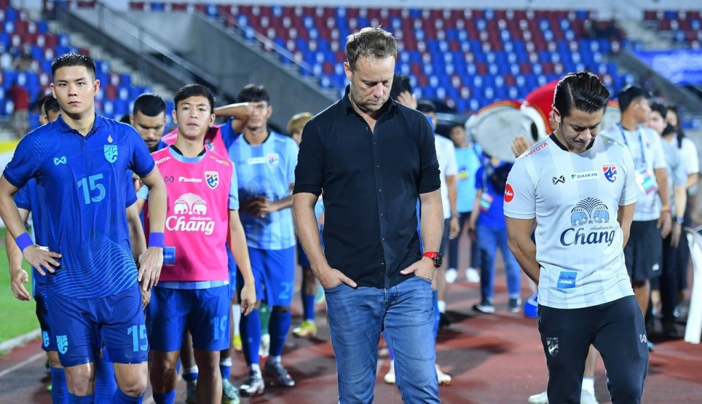 Thái Lan chốt danh sách dự AFF Cup 2022: Suy yếu trầm trọng