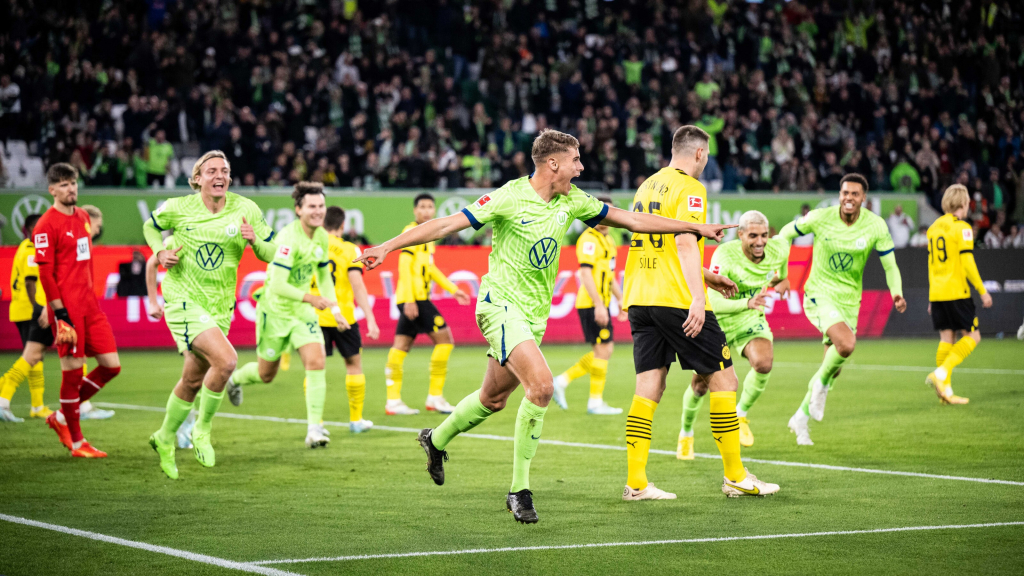 Video highlights Wolfsburg vs Dortmund - vòng 14 Bundesliga