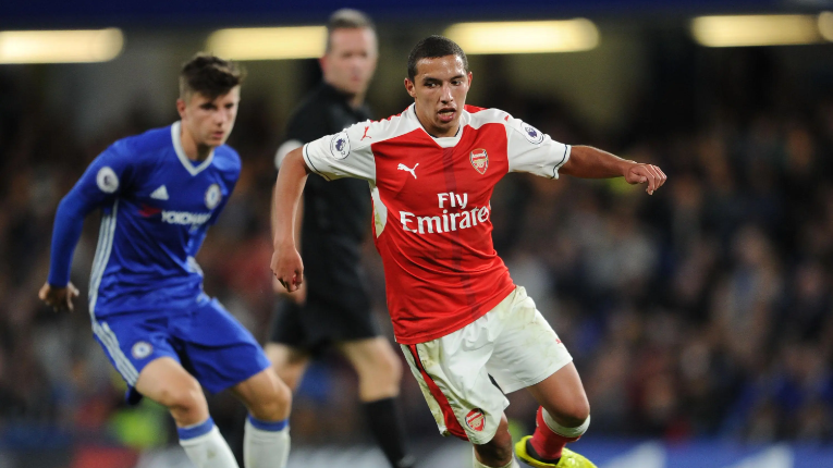 Arsenal và Chelsea tranh giành kịch liệt “sao xịt” Ngoại hạng Anh