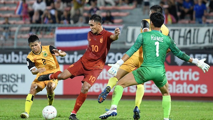 Bạn bè Thái Lan cảm ơn Việt Nam vì… được 'xem ké' AFF Cup 2022