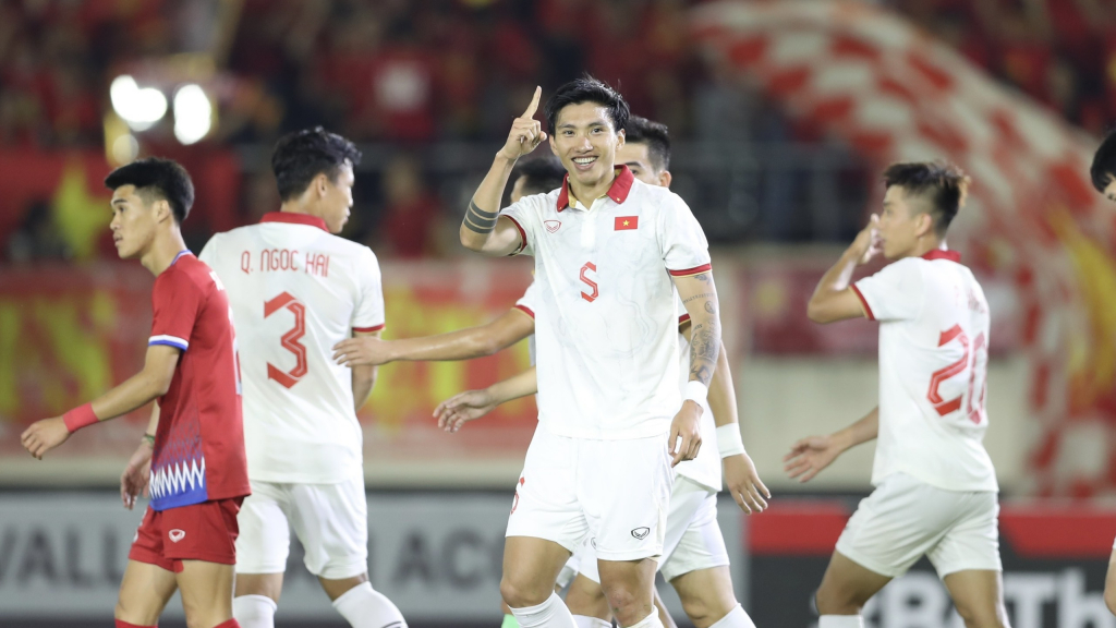 Bóng đá Việt Nam 'bắt trend' nhanh nhất Đông Nam Á