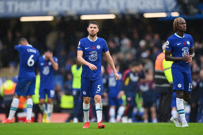 Thẳng thắn chỉ điểm yếu, cựu sao MU nói Chelsea khó lọt Top 4