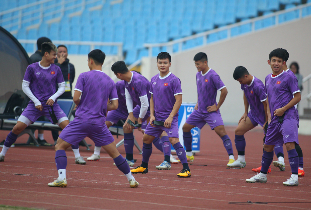 ĐT Việt Nam luyện bài tủ chờ đấu Malaysia