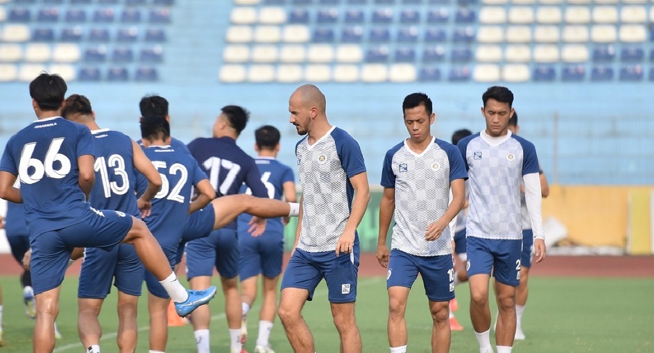 Sau HLV Chun Jae Ho, Hà Nội FC chia tay ngôi sao hàng tấn công