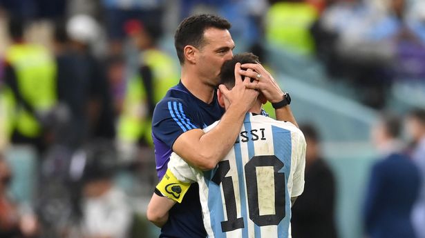 HLV Argentina: ‘Chúng tôi cần vô địch World Cup, vì Messi thích nó’