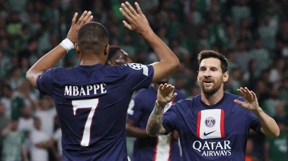 HLV Galtier mừng ra mặt vì cuộc cạnh tranh giữa Mbappe và Messi