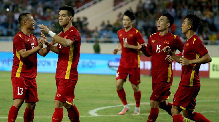 HLV Philippines: “Việt Nam là ứng viên vô địch AFF Cup 2022”